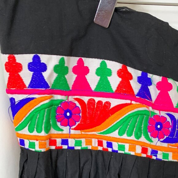 Festive bohemian crop top and long skirt - Picture 7 of 8